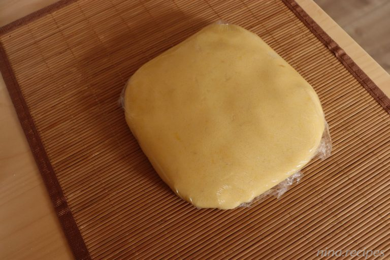 Nina Recipes: Mürbeteig, also called "1-2-3-Teig" (1-2-3-Dough) - German Shortcrust Pastry Recipe