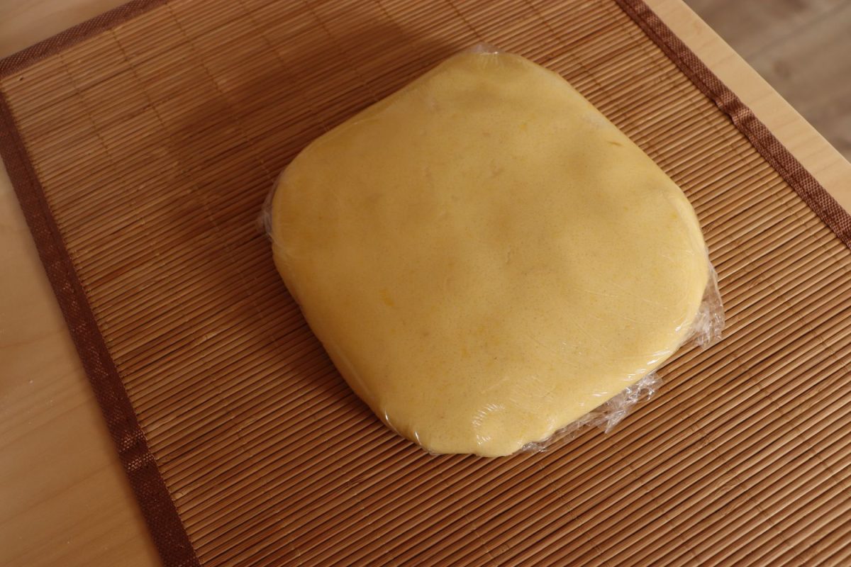 Nina Recipes: Mürbeteig, also called "1-2-3-Teig" (1-2-3-Dough) - German Shortcrust Pastry Recipe