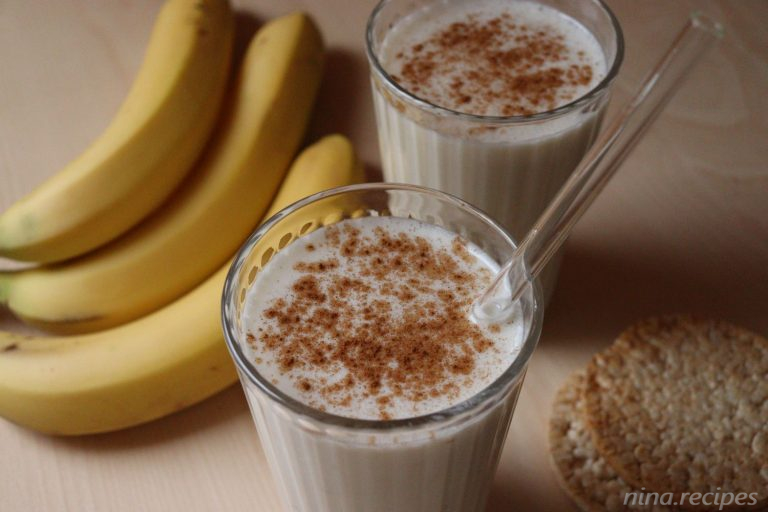 Nina Recipes: Banana Milkshake with only 2 main ingredients: overripe bananas and milk.