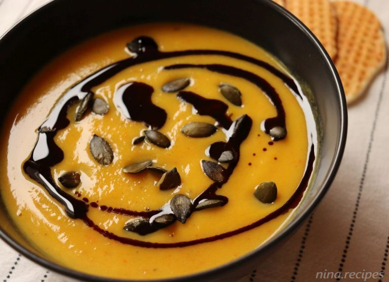 Nina Recipes: Pumpkin soup with vegetables, no broth, garnished with pumpkin seeds oil and roasted pumpkin seeds