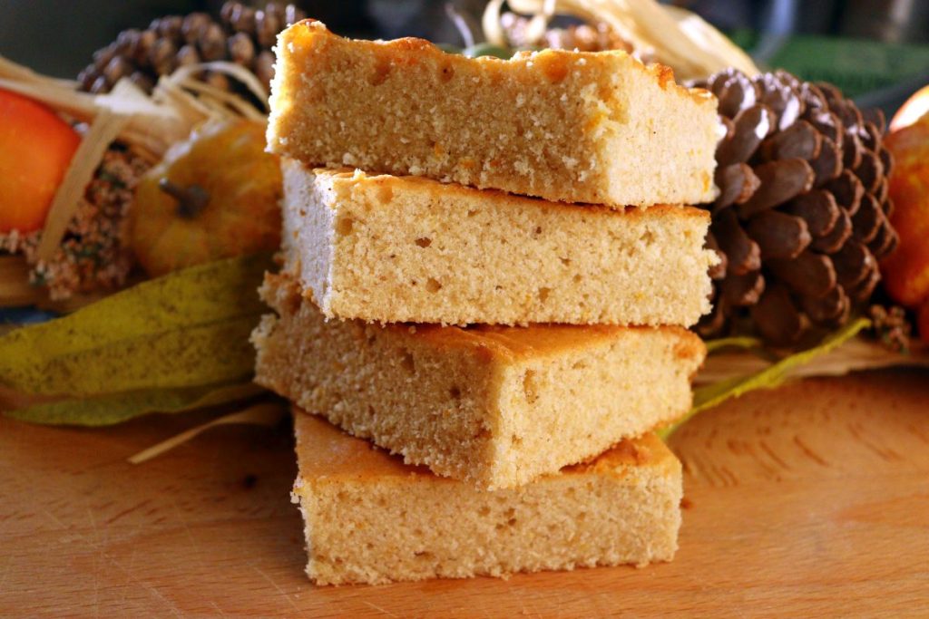 Nina Recipes - Pumpkin Spice Sheet Cake Recipe: delicious, easy to make and no need to refrigerate