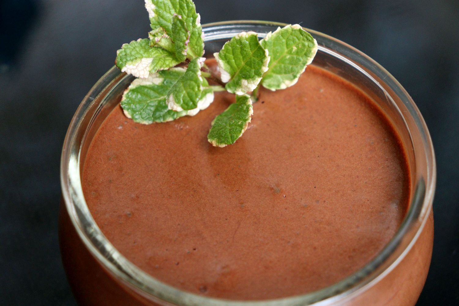 Nina Recipes - Chocolate Mousse (Mousse au chocolat): enjoy the chocolate mousse with fresh mint leaves