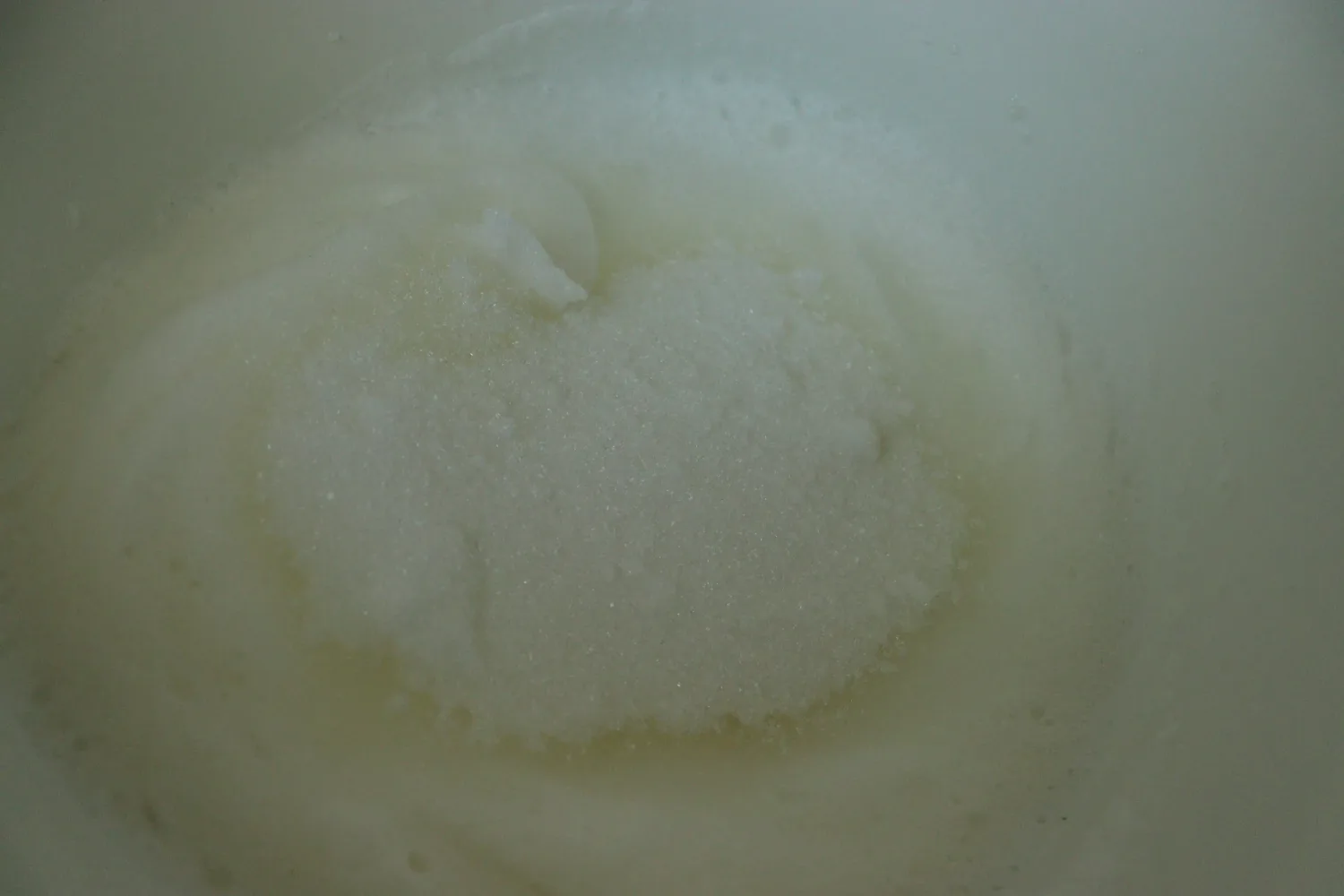 Nina's Recipes - Strawberry Biscuit Cake: egg whites