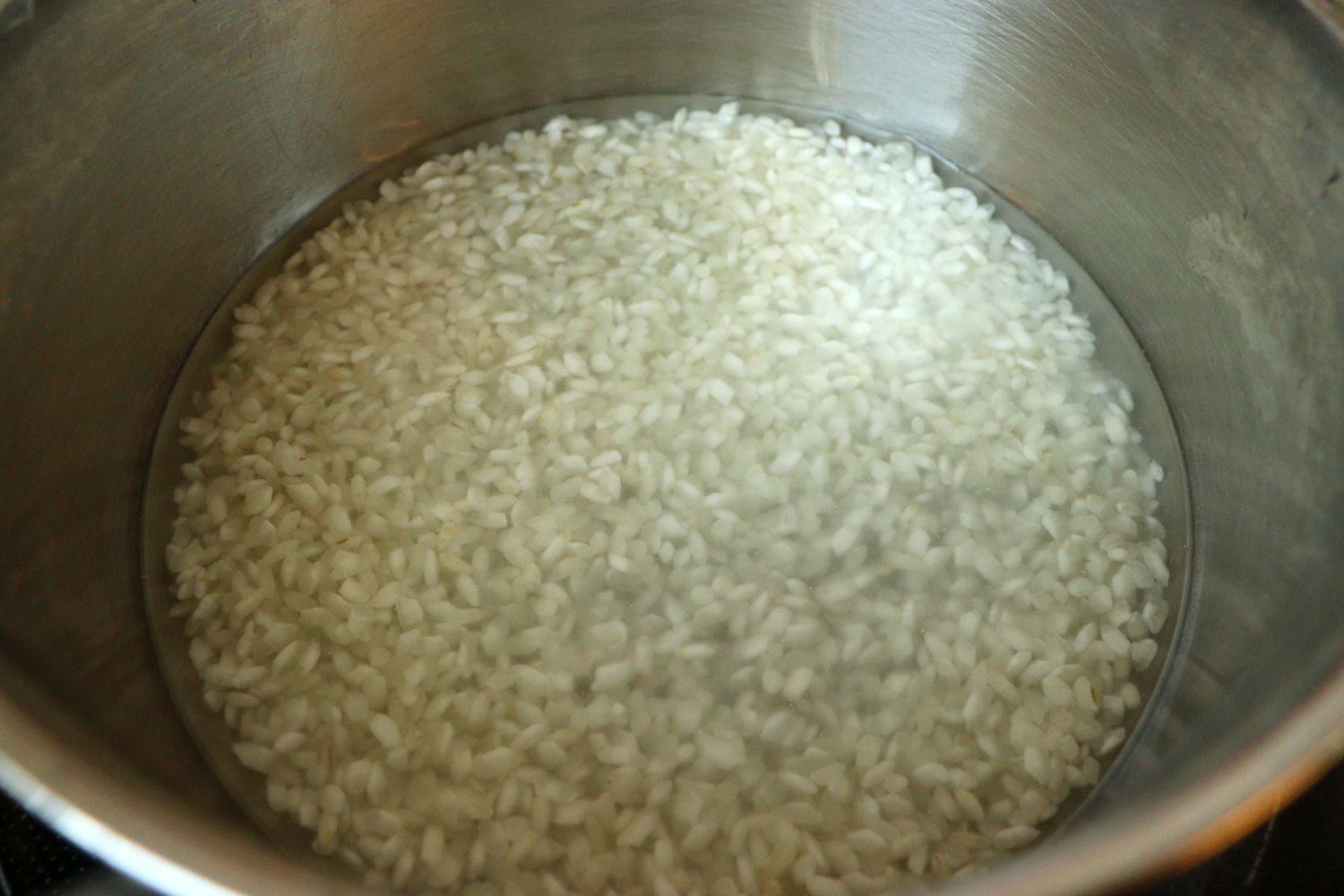 Nina's Recipes: Milchreis (Milk Rice) - German Rice Pudding - Washing the rice for the milk rice dish
