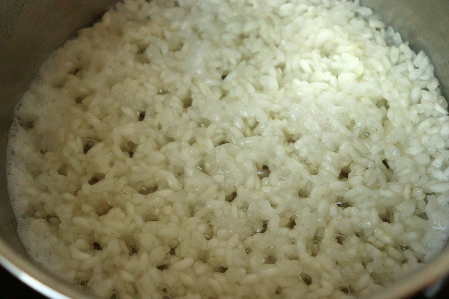 Nina's Recipes: Milchreis (Milk Rice) - German Rice Pudding - Boil the rice until the water is almost gone