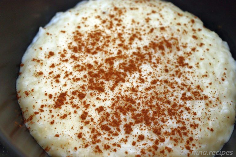 Nina's Recipes: Milchreis (Milk Rice) - German Rice Pudding topped with cinnamon