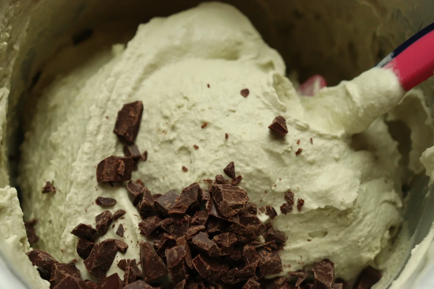 Nina's Recipes: Mint Chocolate Ice Cream with Chocolate Pieces