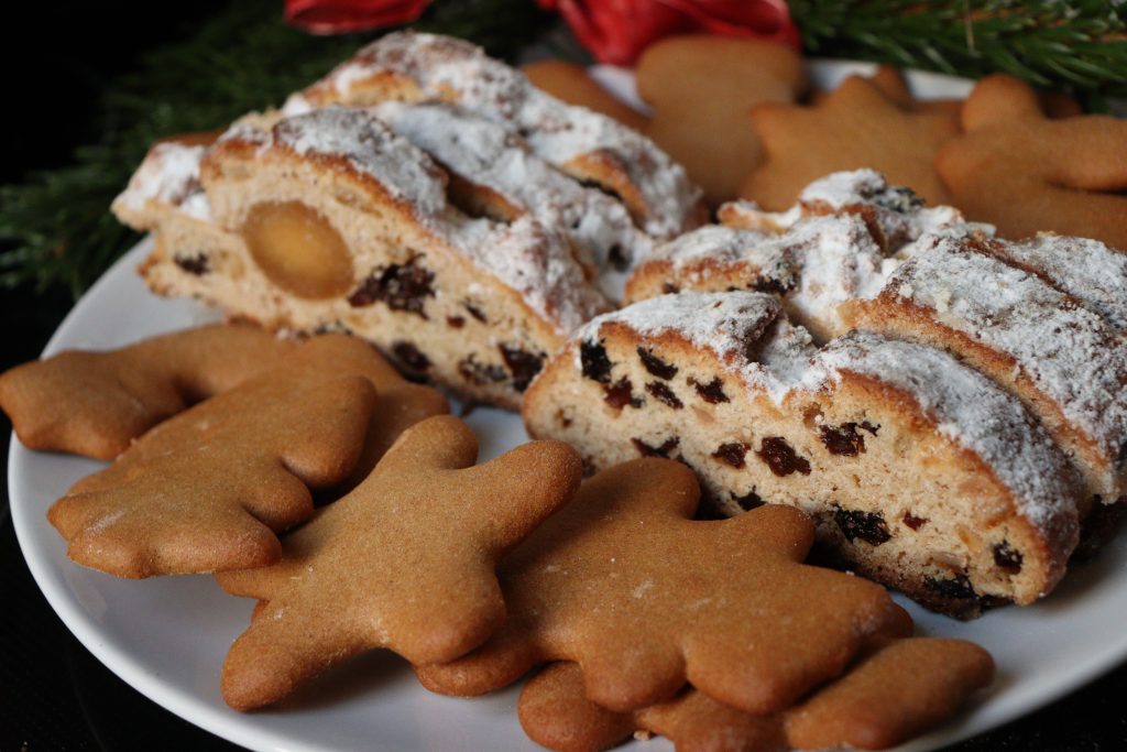 Nina Recipes: Freshly cut Christmas Stollen - Dresden Style with Lebkuchen Cookies