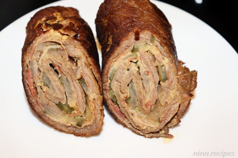 Nina Recipes: Rinderrouladen - German beef roll-ups filled with bacon, pickled cucumbers and onions